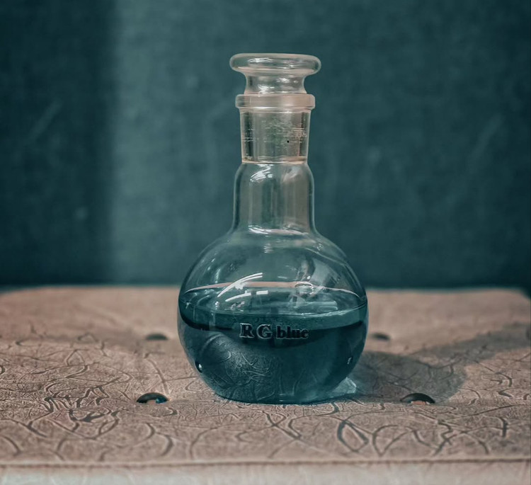 عطر ارجی بلو ، آرجی بلو