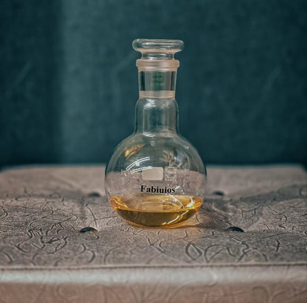 عطر فابیولس ( تام فورد)