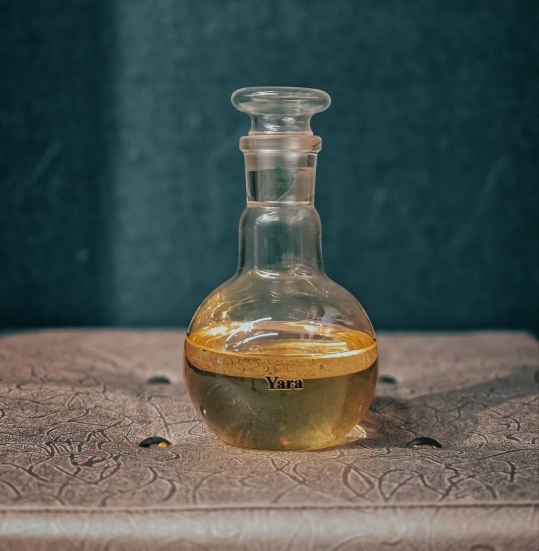 عطر یارا صورتی