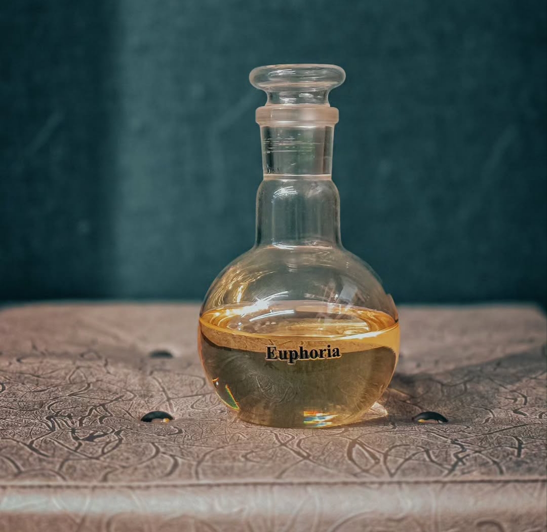 عطر ایفوریا