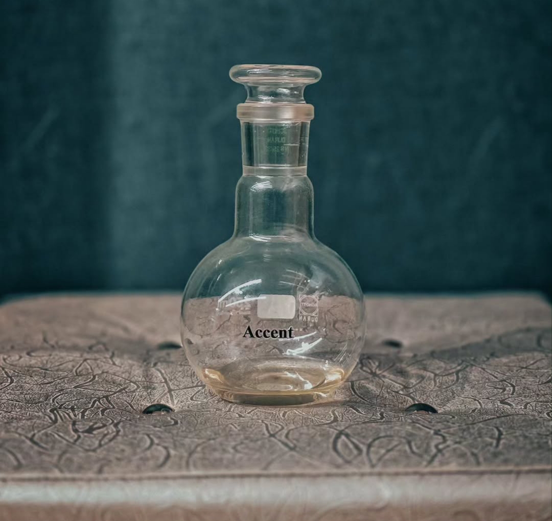 عطر  ساسپیرو اکسنتو