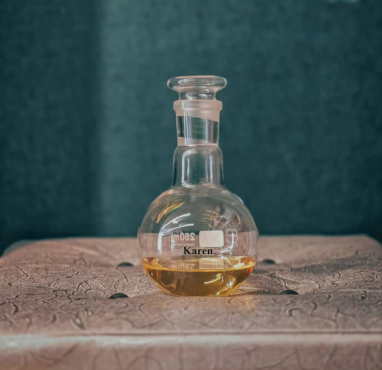 عطر کارن ، ساسپیرو ارباپورا