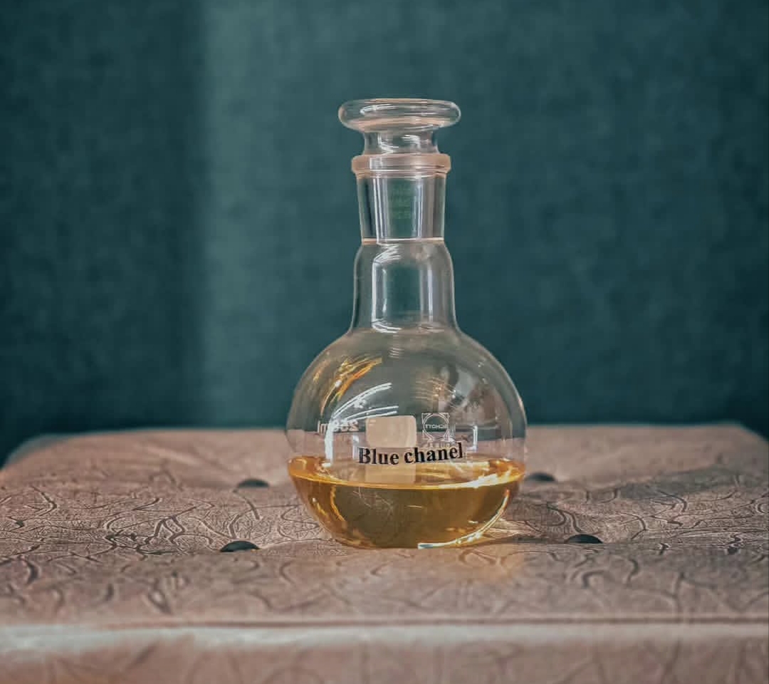 عطر بلوشنل ، بلوچنل ، بلو چنل ، بلو شنل