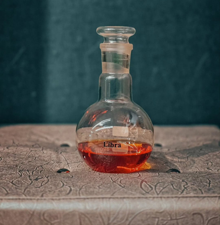 عطر لیبر اینتنس