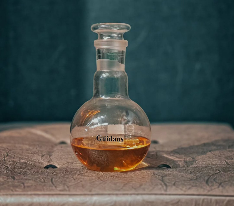 عطر گایدنس، آمواج گایدنس، امواژ گایدنس